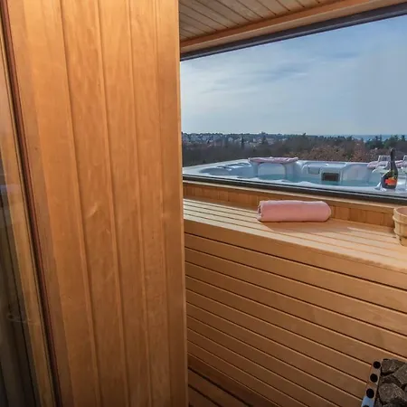 Luxury Luce With Sauna And Whirpool * Пореч
