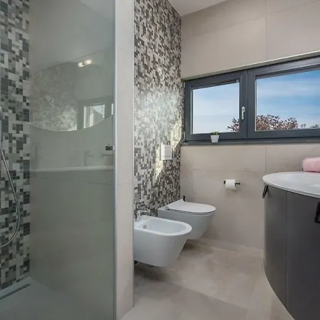 Вилла Luxury Luce With Sauna And Whirpool