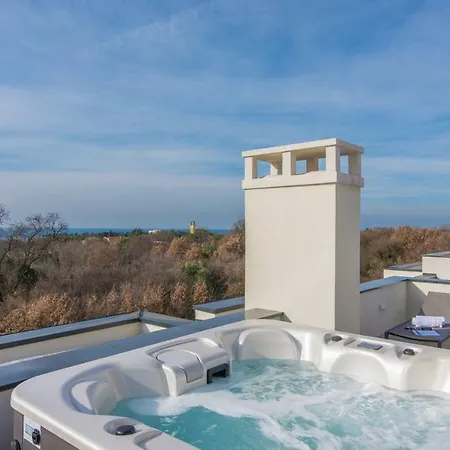 Luxury Luce With Sauna And Whirpool Вилла