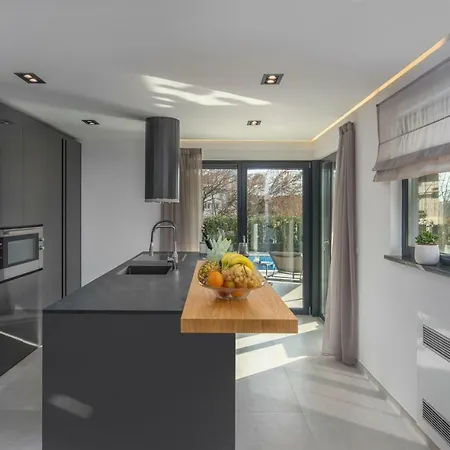Villa Luxury Luce With Sauna And Whirpool
